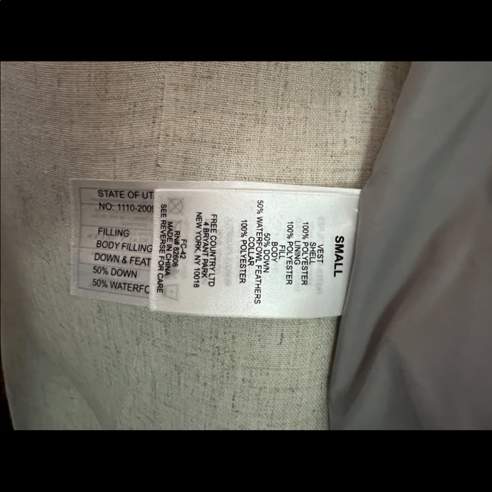 FREE COUNTRY PUFFER VEST - Picture 5 of 8